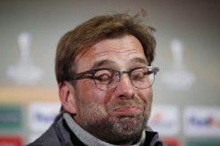 Klopp Tak Masalah Fellaini Lolos Dari Hukuman