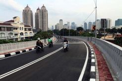 Pacaran di Fly Over, Pasangan Kekasih Jadi Korban Begal