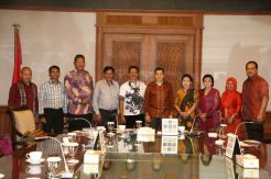 Ekonomi Indonesia Harus Dibangun dari Bawah