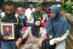 Istri Kapten Yanto sedang...