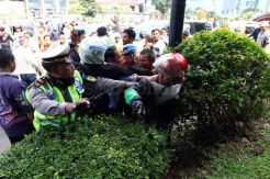 Polda Tangkap 60 Pengemudi Taksi dan Ojek Online