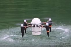Drone Cracuns Selain Terbang Juga Mampu Menyelam