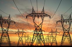 Kemenperin Tetapkan Standar Wajib untuk Tower Transmisi dan Konduktor