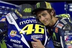 Valentino Rossi Kaget...