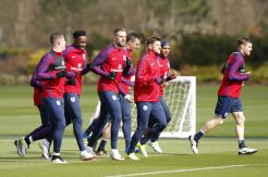 Pelatih Inggris Tak Ingin James Milner Jadi Turis