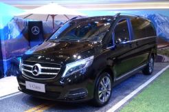 Mercedes Benz  New V-Class, Mobil MPV Premium Dibanderol Rp1.299 Miliar