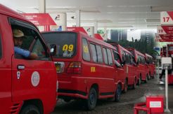 Angkutan Umum Diminta Rela Turunkan Tarif Ikuti Harga BBM