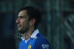 Optimistis Bekuk Arema, Vlado Fokus Berikan 150% untuk Persib
