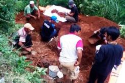 Dampak Pergerakan Tanah di Ciamis, 92 Kuburan Direlokasi
