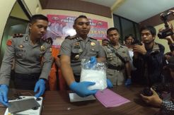 Polisi Amankan Tersangka Narkoba dengan Bukti Sabu 1 Kg