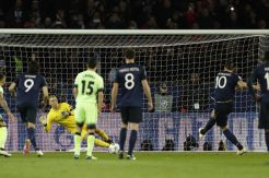 2 Gol di Markas PSG, Joe Hart: City Ingin Terus Bikin Sejarah