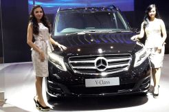 Mercedes-Benz  Andalkan New V-Class MPV Premium