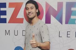 Jadi Tukang Pos, Chicco Jerikho Nyeker Sampai Kakinya Kapalan