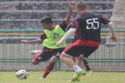Performa Meningkat, Persegres Butuh Banyak Uji Coba