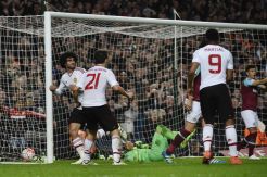 Singkirkan West Ham, Fellaini Antar United ke Wembley