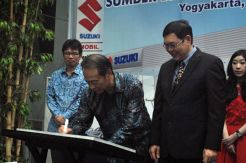 Buka Dealer Baru, Suzuki Mobil Targetkan Market Share 15%