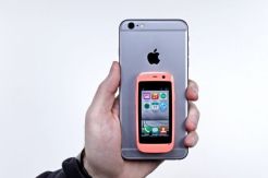 Posh Mobile Micro X S240, Android Paling Kecil