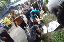 Bayi Perempuan di Bak Sampah Tewas Diikat Celana Dalam