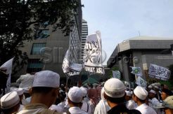 Karyawan Dilarang Beribadah Massa FUI Datangi Hotel Berbintang