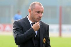 Milan Ingin Ganti Pelatih Lagi