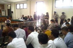 Sidang Kasus Korupsi...