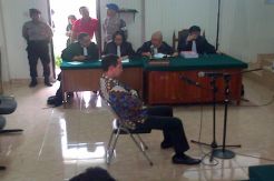 Tak Hadiri Sidang Wawan, Keluarga Mulai Menjauh?