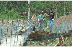 Tiga Jembatan di Jambi Hancur Diterjang Banjir Bandang