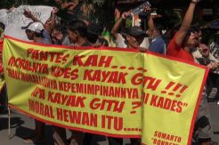 Terlalu, Kades di Jombang Ini Berulangkali Tiduri Istri Warga