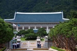 Korut Bikin Miniatur Istana Presiden Korsel untuk Latihan Perang