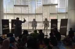 Karakter Star Wars Hibur Pasien Anak-Anak di RSCM