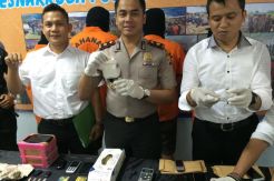 Polisi Ringkus Pengedar Sabu dengan Modus Ukuran Baju
