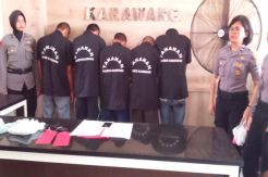 Bejat, Usai Pesta Miras 5 Pemuda Perkosa Wanita Bersuami