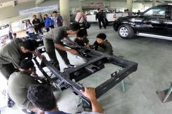 Mobil Esemka Tak Bisa Lepas dengan Siswa SMK