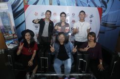 6 Kontestan dari Team...