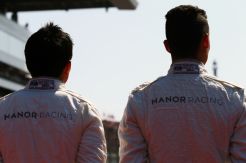 Pascal Wehrlein Belum Punya Rencana Pisah dengan Rio Haryanto