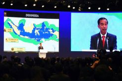 In Front of Bush, President Jokowi Introduces Blusukan