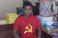 Pakai Kaos Palu Arit, Kakak Beradik di Pekanbaru Ditangkap