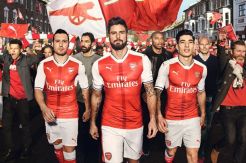 Libatkan Tiga Legenda, Arsenal Pamerkan Jersey Baru