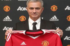 RESMI: Mourinho Diperkenalkan Sebagai Manajer Baru Manchester United