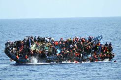 Lebih dari 700 Migran Tewas di Mediterania
