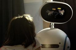 Robot Zenbo Besutan Asus Dibanderol Rp8,2 Juta