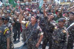 Peringati Hari Pancasila, Ribuan Banser Apel di Cirebon