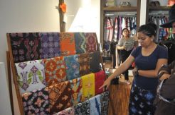 Tiga Motif Batik Relief...
