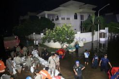 Tanggul Jebol, Enam Blok di Perumahan Pantai Mutiara Tergenang
