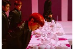 EXO Tampilkan Kemampuan...