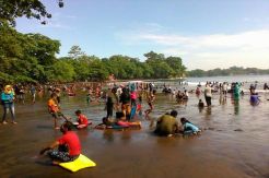 Sudah 3 Hari Air Laut di Batu Karas Mengalami Pasang