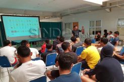 Skuat Sriwijaya FC Intip Kekuatan Persegres via Video