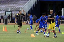 Vlado dan Robertino Absen, Pertanda Buruk bagi Persib Bandung?