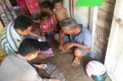 Tergiur Untung Besar, Ibu Dua Anak Jual Pil Koplo