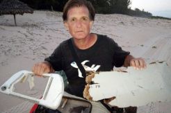 Puing Pesawat yang Diduga Milik MH370 Ditemukan di Madagaskar dan Australia